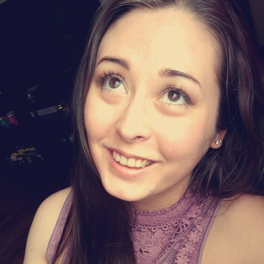 Meet your Posher, Kelsey!